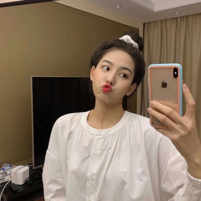 超拽微信网名女生霸气高冷