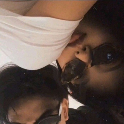 情侣昵称一人一半可爱的