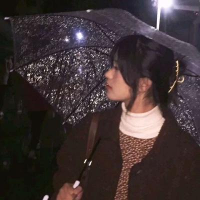 描写心疼一个人的句子