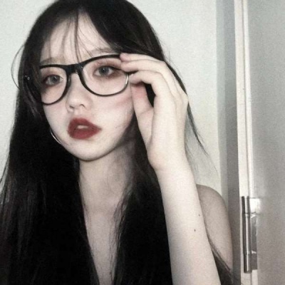 姐妹昵称两个一人一个