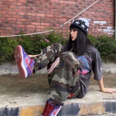qq网名女生五字潮