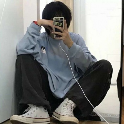堕落孤独的网名大全